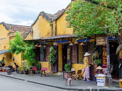 VIETNAM - SINGLES HOLIDAYS