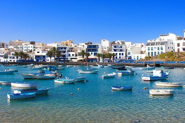 CANARY ISLANDS - LANZAROTE - SINGLES HOLIDAYS