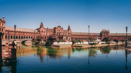 SEVILLE & SOUTHERN SPLENDOUR